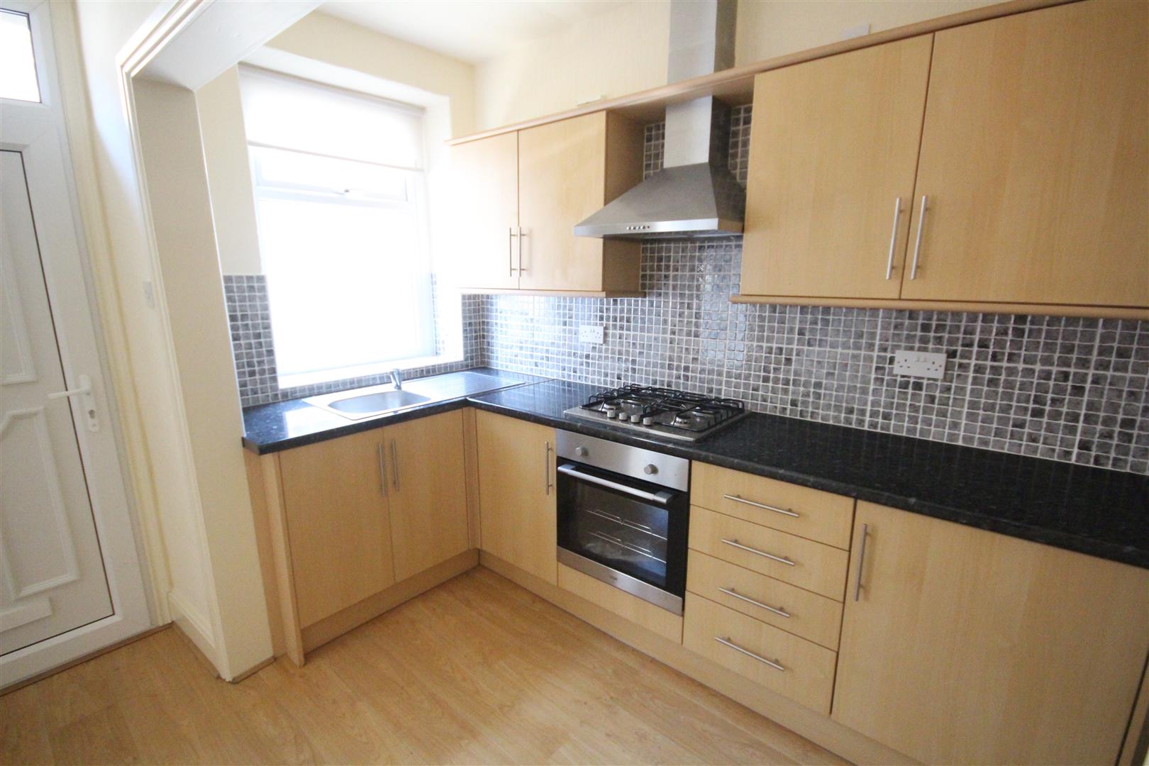 2 bedroom end terrace house To Let in Barnoldswick - IMG_7017.jpg